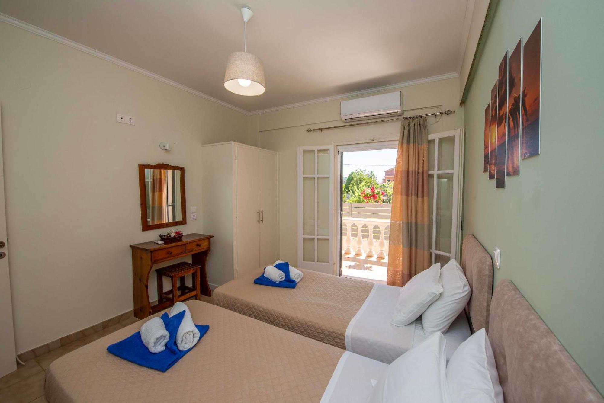 Zoe Boutique Apartment Acharavi  Exterior photo